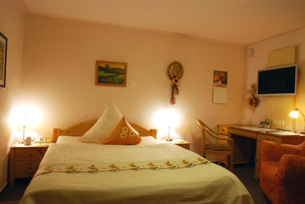 Logis L'Auberge Gutshof Bischofswerda Zimmer foto
